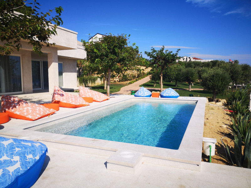 A pool on Pa