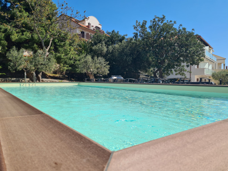 Nadzemni bazen Hvar